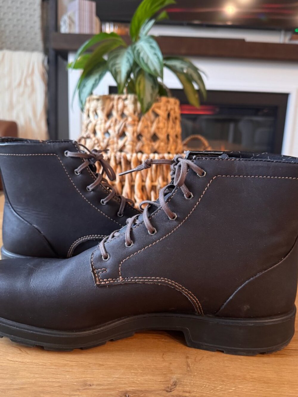 Men's Blundstone Boots - Size 12 - Picture 3 of 8